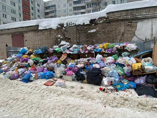 Многочисленные жалобы на некачественный вывоз мусора